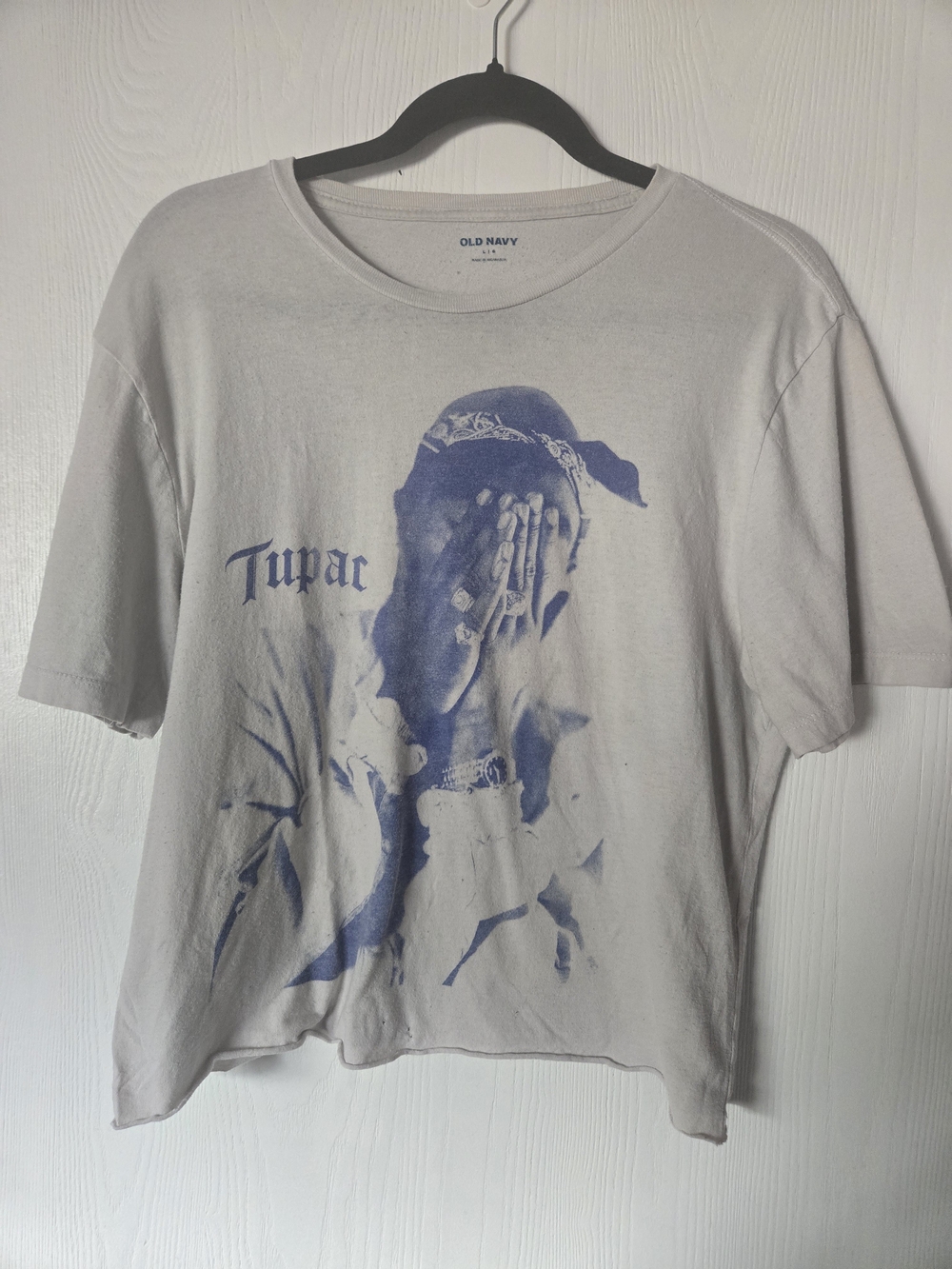 Old Navy Light Gray Tee with Blue Tupac Graphic